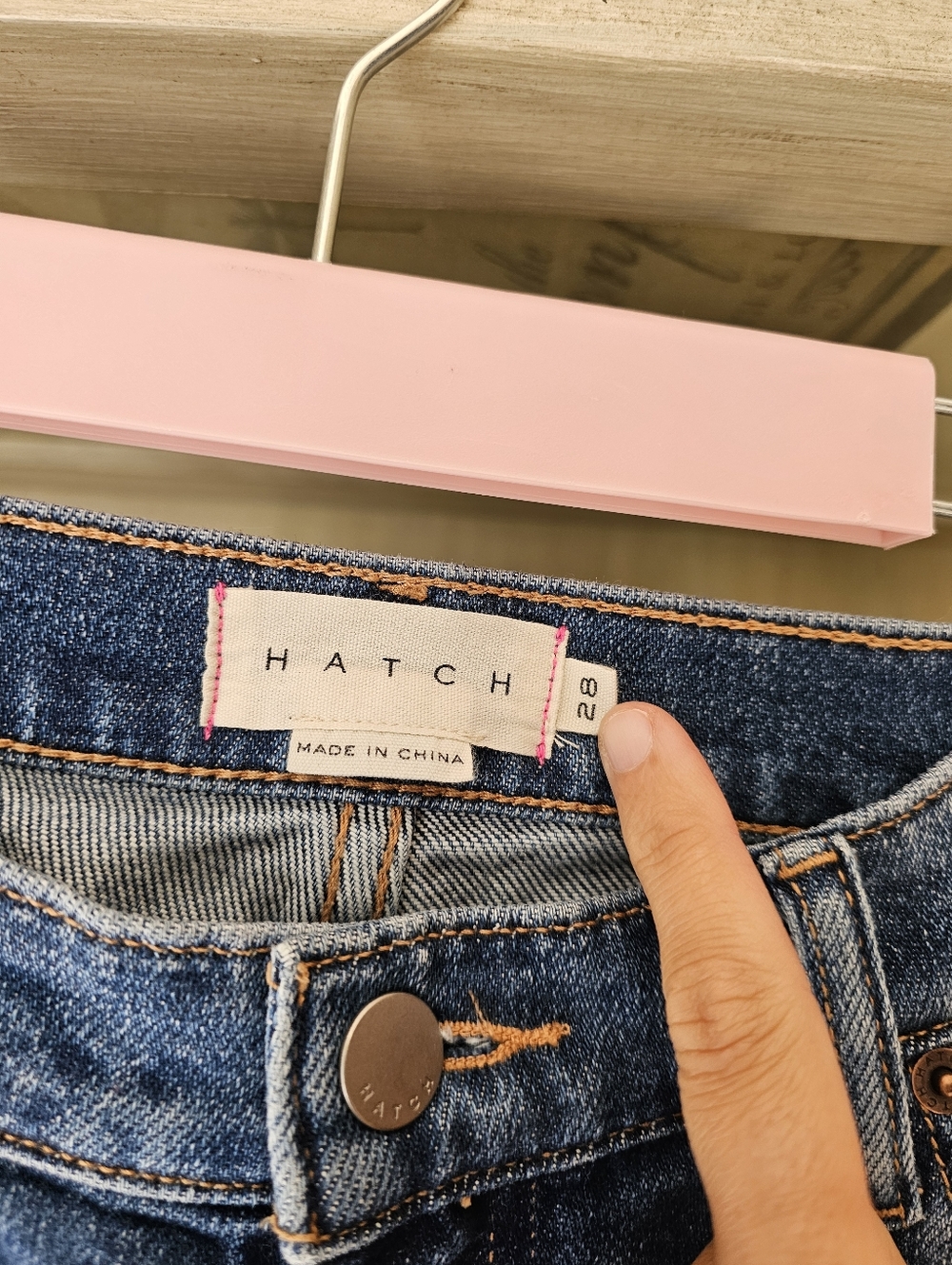 HATCH Boyfriend Maternity Straight Darker Mid Wash Jeans - Picture 4 of 10